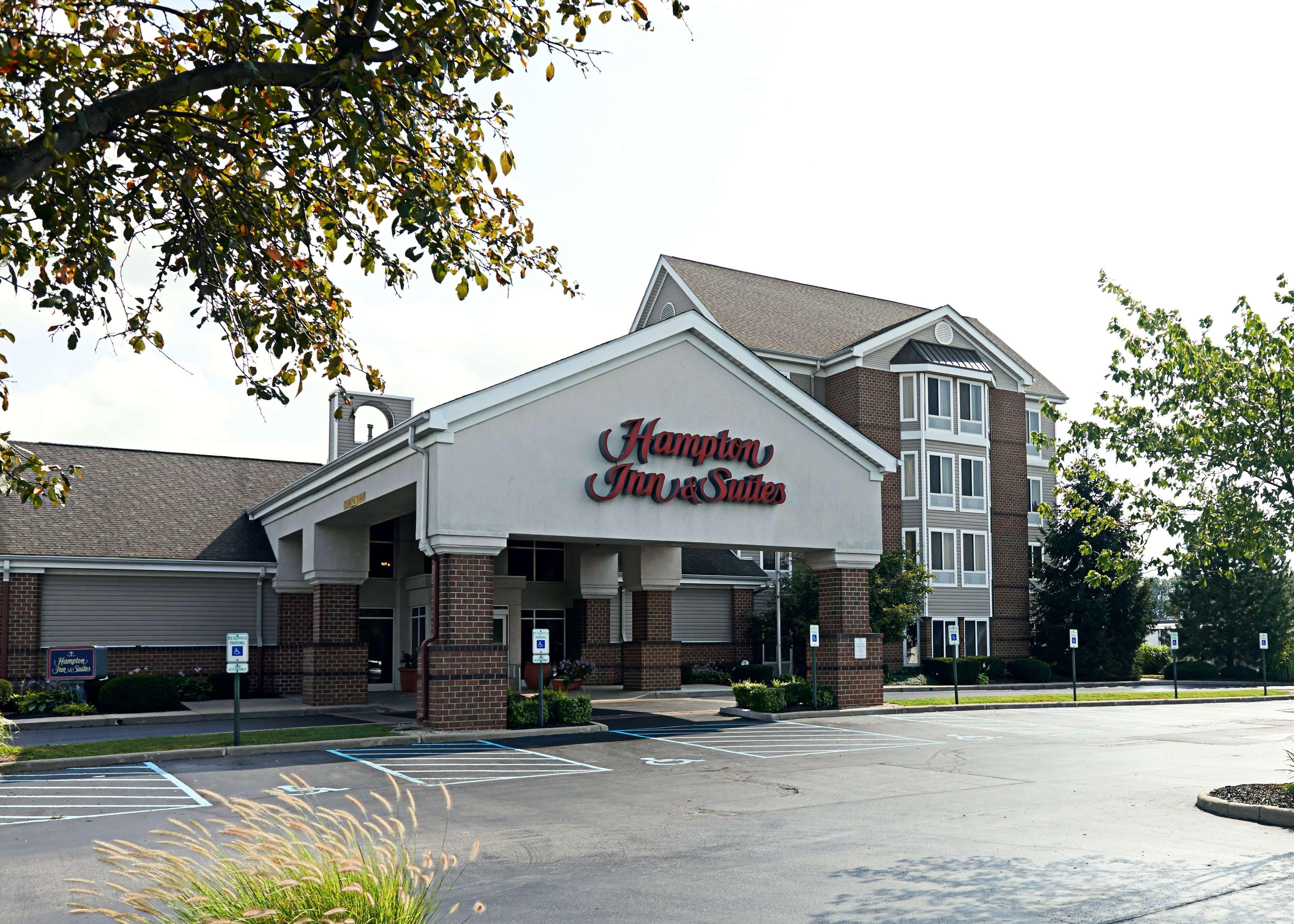 Hampton Inn & Suites Scottsburg Exterior photo
