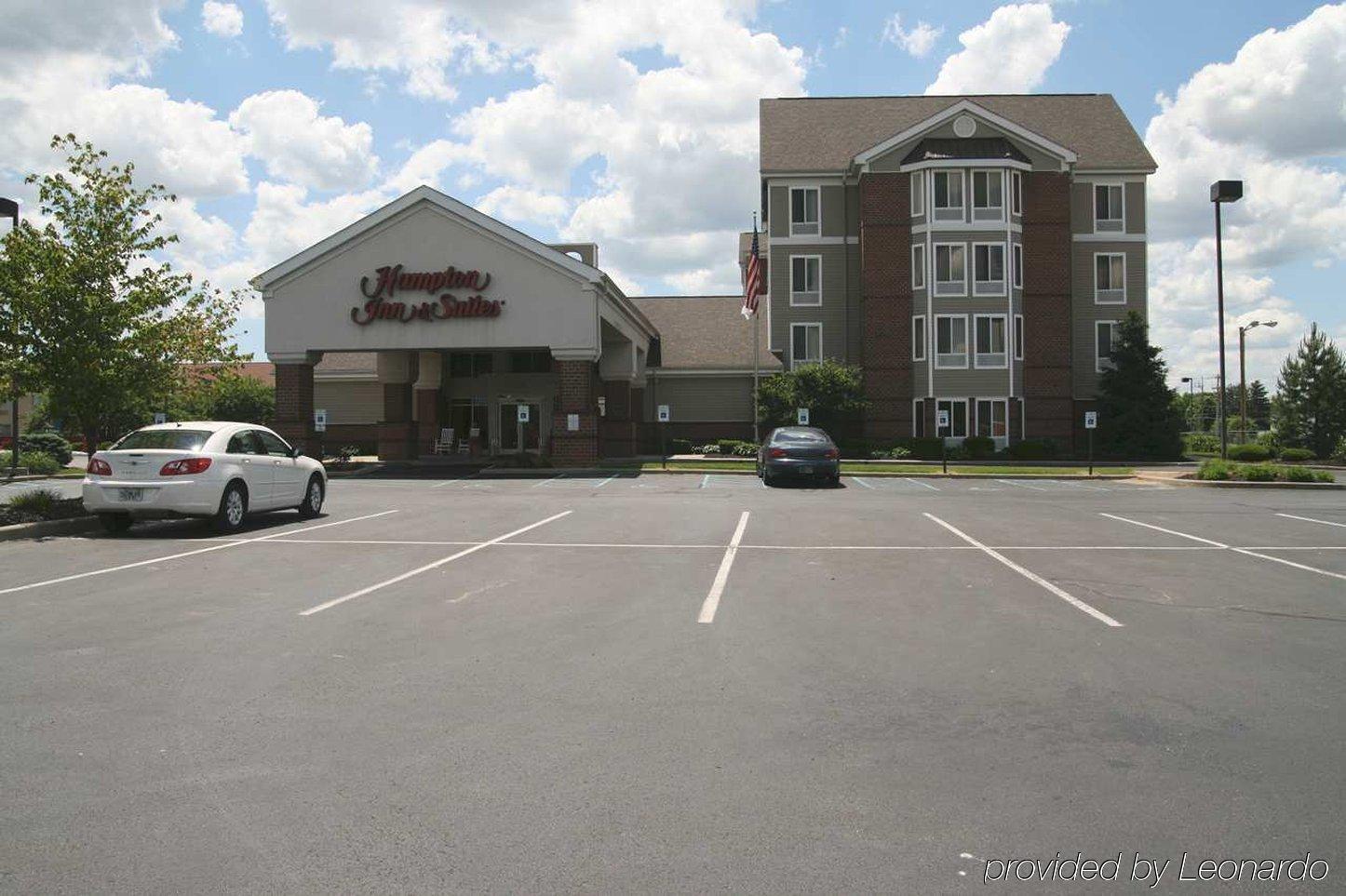 Hampton Inn & Suites Scottsburg Exterior photo